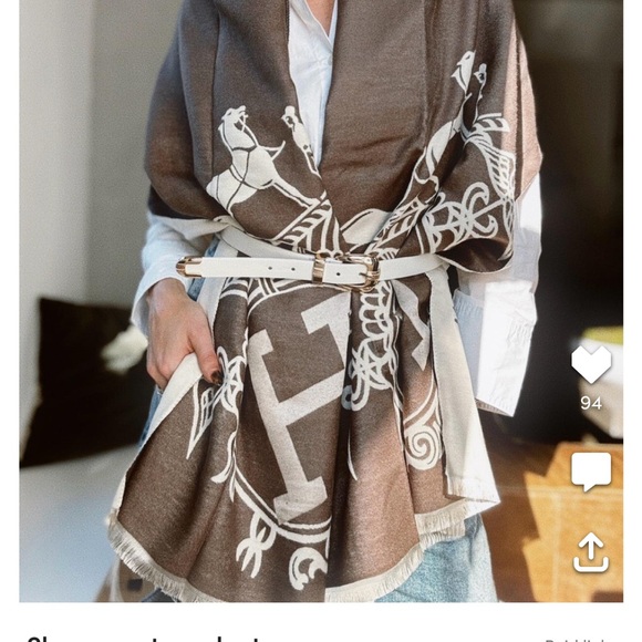 Chic Brown and White Patterned Scarf with Belt - Picture 3 of 8